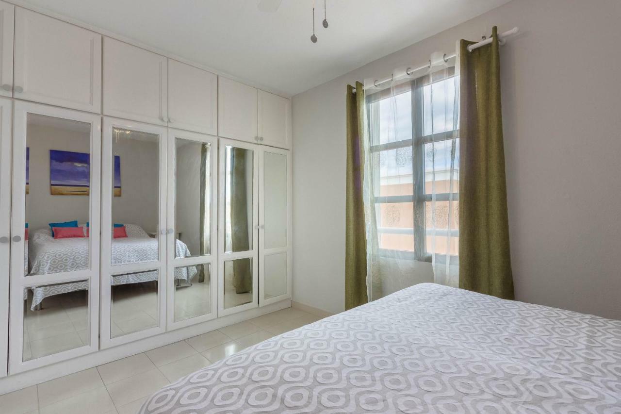 Beautiful 2-Bed Townhouse Near La Tejita Beach/El Medano! Exterior photo